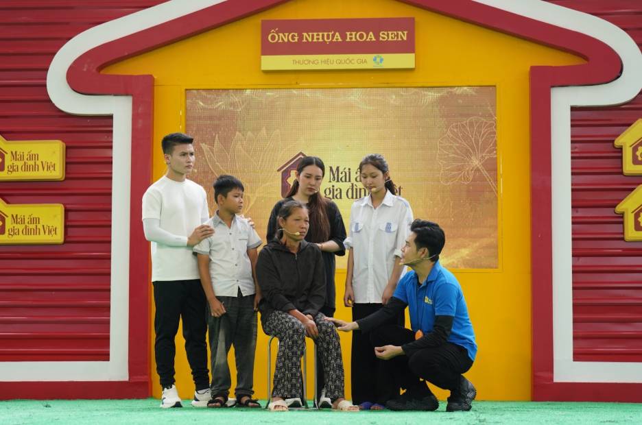 Từ triết l&yacute; kinh doanh đến chiến lược ph&aacute;t triển bền vững, Hoa Sen Home đặt CSR l&agrave;m nền tảng d&agrave;i hạn- Ảnh 1.