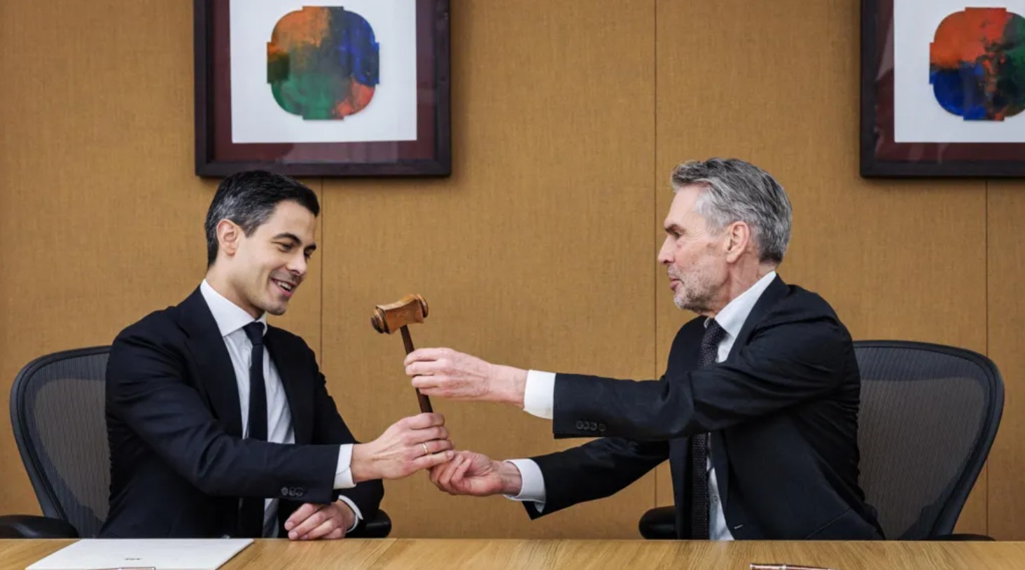 T&acirc;n Thủ tướng 38 tuổi trẻ nhất lịch sử H&agrave; Lan: Vẻ ngo&agrave;i lịch l&atilde;m nổi bật, chỉ 1 tuy&ecirc;n bố ri&ecirc;ng đ&atilde; khiến thế giới ngỡ ng&agrave;ng- Ảnh 4.