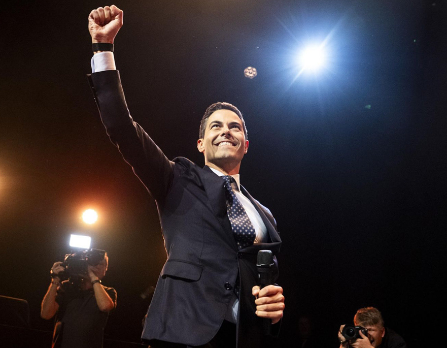 T&acirc;n Thủ tướng 38 tuổi trẻ nhất lịch sử H&agrave; Lan: Vẻ ngo&agrave;i lịch l&atilde;m nổi bật, chỉ 1 tuy&ecirc;n bố ri&ecirc;ng đ&atilde; khiến thế giới ngỡ ng&agrave;ng- Ảnh 6.