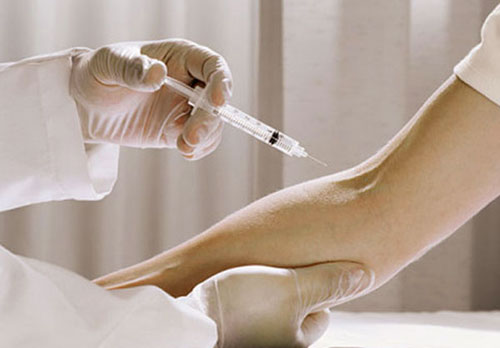 TP.HCM: Truyền trắng da tại căn hộ chung cư, người phụ nữ 34 tuổi tử vong trước khi nhập viện lúc nửa đêm- Ảnh 1. TP.HCM: Truyền trắng da tại căn hộ chung cư, người phụ nữ 34 tuổi tử vong trước khi nhập viện lúc nửa đêm- Ảnh 1.