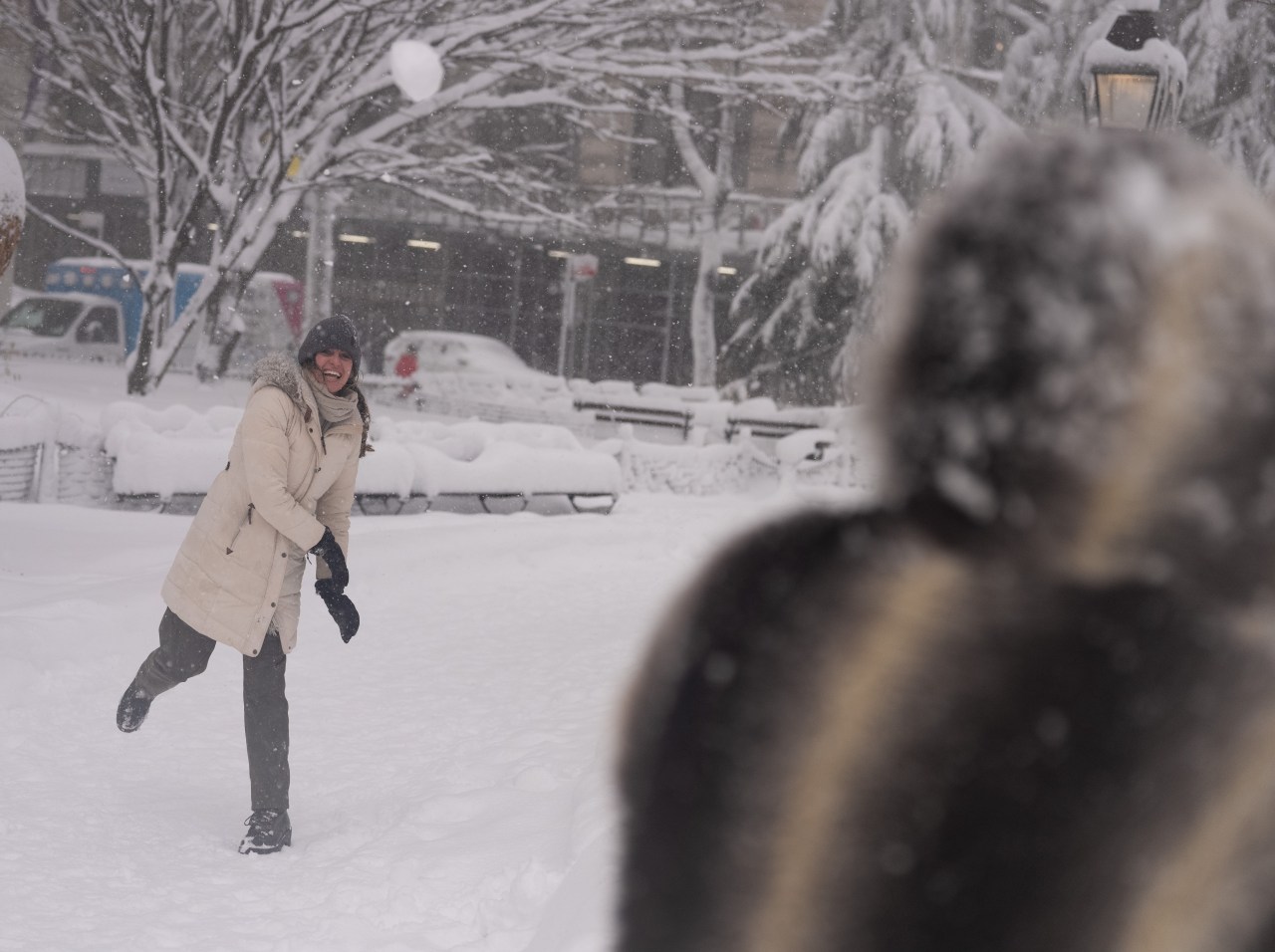 Vừa tỉnh dậy, New York đ&atilde; h&oacute;a xứ tuyết, nhưng ph&iacute;a sau khung cảnh cổ t&iacute;ch n&agrave;y l&agrave; g&igrave;?- Ảnh 16.