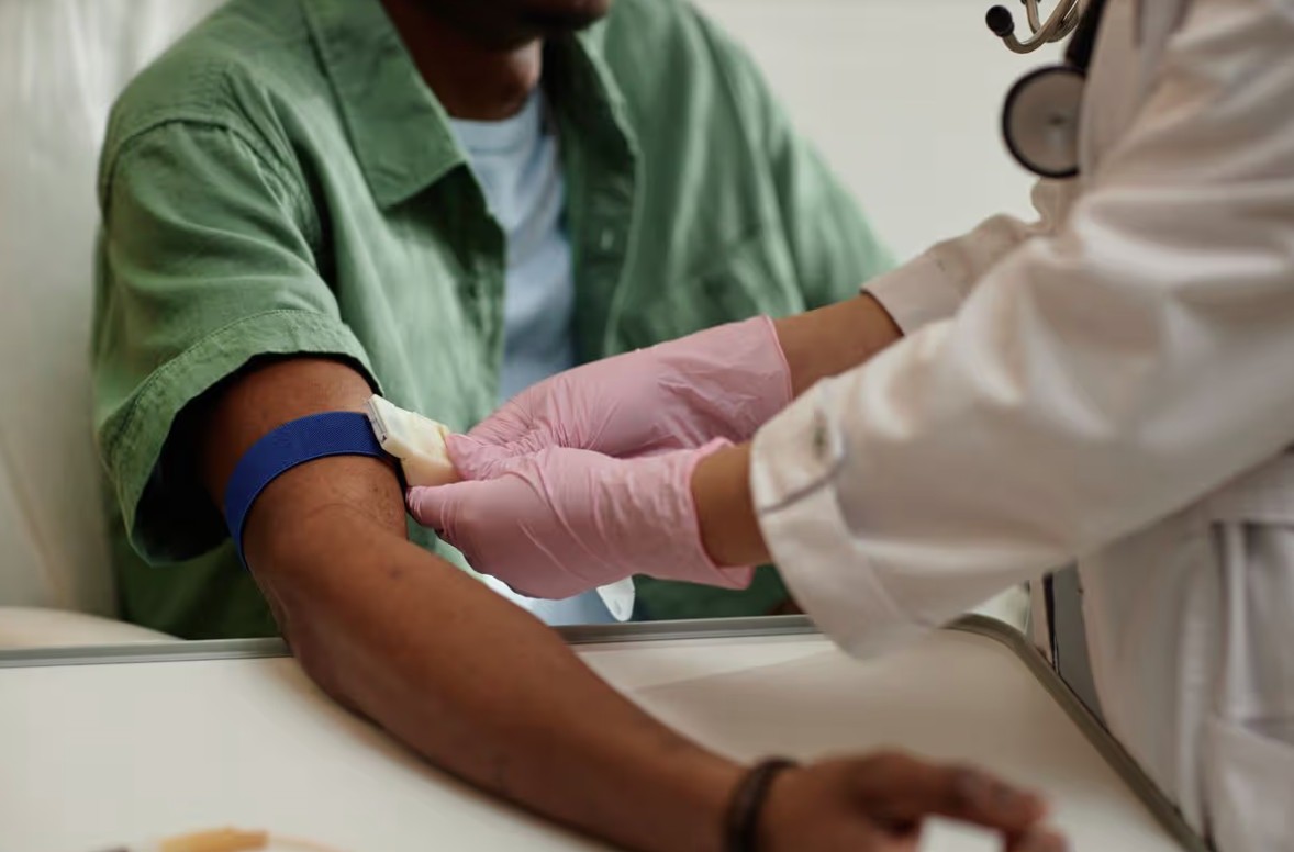 B&aacute;c sĩ phẫu thuật cảnh b&aacute;o trực tiếp nam giới: Đừng bao giờ bỏ qua 5 dấu hiệu ung thư n&agrave;y!- Ảnh 2.