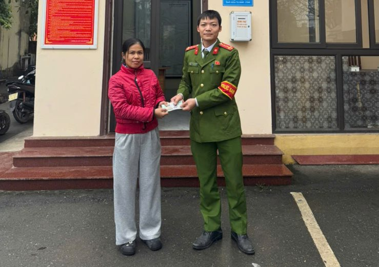 Người phụ nữ SN 1990 chuyển tiền v&agrave;o số t&agrave;i khoản người kh&ocirc;ng quen biết, c&ocirc;ng an nhận tin b&aacute;o khẩn trương truy t&igrave;m người nhận tiền- Ảnh 1.