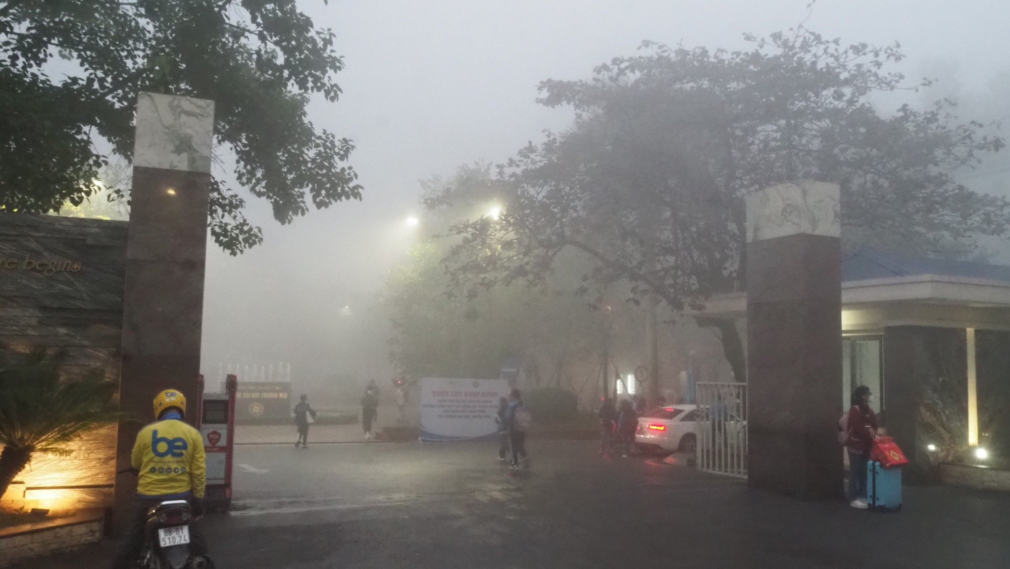 Dự b&aacute;o thời tiết 24/2: Miền Bắc đ&oacute;n đợt kh&ocirc;ng kh&iacute; lạnh mới, nhiệt độ giảm s&acirc;u, trời mưa r&eacute;t tr&ecirc;n diện rộng- Ảnh 1.