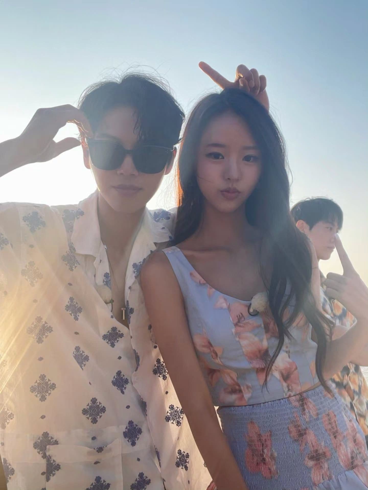 Soobin hẹn h&ograve; mỹ nh&acirc;n 10X ở rạp phim, d&ugrave;ng chung ống h&uacute;t với nhau thế n&agrave;y th&igrave; kh&ocirc;ng y&ecirc;u mới lạ!- Ảnh 2.