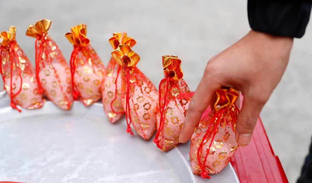 5 thứ N&Ecirc;N mua ng&agrave;y Thần T&agrave;i để xin v&iacute;a, tiền bạc rốp rẻng cả năm- Ảnh 1.