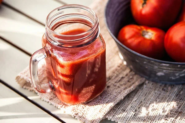 Ăn 1 loại quả đỏ ch&oacute;t mỗi s&aacute;ng, người phụ nữ giảm 16kg trong 3 th&aacute;ng bất chấp vẫn ăn h&agrave;ng v&agrave; uống tr&agrave; sữa- Ảnh 2.