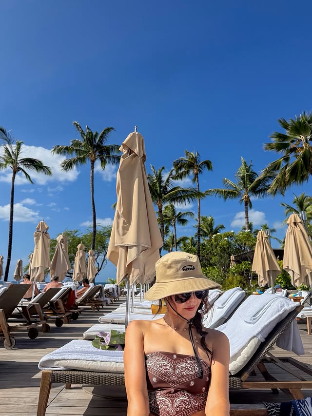 Mỹ nh&acirc;n Tiệm C&agrave; Ph&ecirc; Ho&agrave;ng Tử diện bikini n&oacute;ng &ldquo;bỏng mắt&rdquo;, biết tuổi t&aacute;c thật m&agrave; cho&aacute;ng!- Ảnh 7.