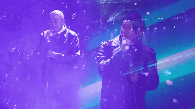 [CLIP] Văn nghệ ACB đ&atilde; ở c&aacute;i tầm! Ph&oacute; Tổng gi&aacute;m đốc Nguyễn Khắc Nguyện v&agrave; d&agrave;n sếp viral khắp MXH, vừa cất tiếng h&aacute;t đ&atilde; "nổi da g&agrave;"- Ảnh 5.