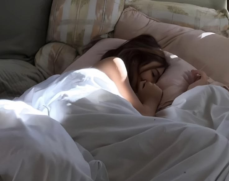 Gặp 5 dấu hiệu n&agrave;y khi ngủ, đừng bỏ qua, ch&uacute;ng c&oacute; thể l&agrave; dấu hiệu của tuổi thọ đang bị r&uacute;t ngắn!- Ảnh 1.