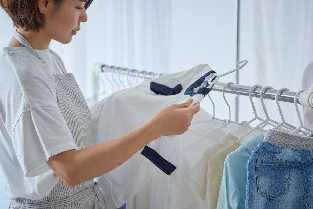 4 kiểu phơi quần &aacute;o &ldquo;rước th&ecirc;m bệnh&rdquo; v&agrave;o người m&ugrave;a nồm ẩm, nhiều nh&agrave; rất dễ mắc phải- Ảnh 3.