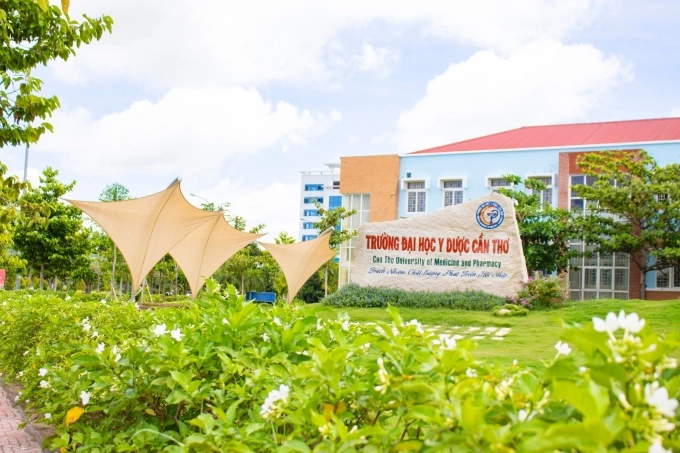 1 trường Đại học ng&agrave;nh Y lần đầu x&eacute;t tuyển khối C tổ hợp Văn Sử Địa: Điểm đầu v&agrave;o sẽ như thế n&agrave;o?- Ảnh 1.