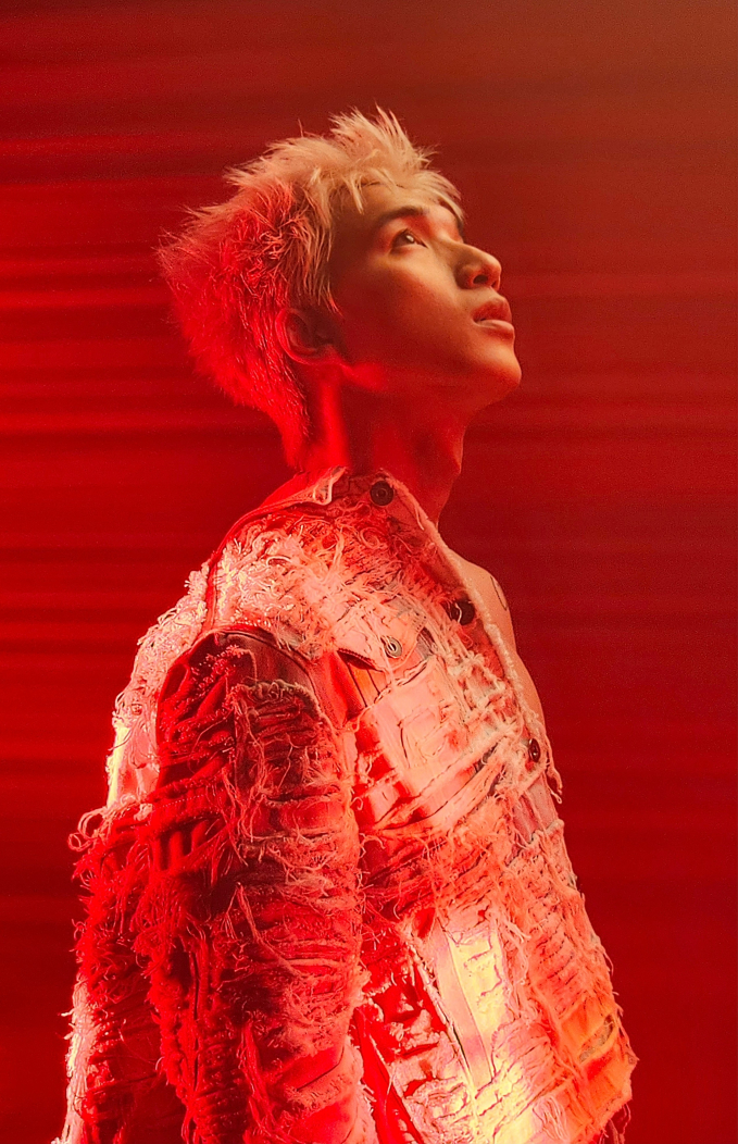 Rapper được Bộ VH-TT-DL vinh danh: Đại diện nghệ sĩ Việt gặp gỡ l&atilde;nh đạo cấp cao, n&oacute;i 1 c&acirc;u ủng hộ ngay 400 triệu đồng- Ảnh 2.