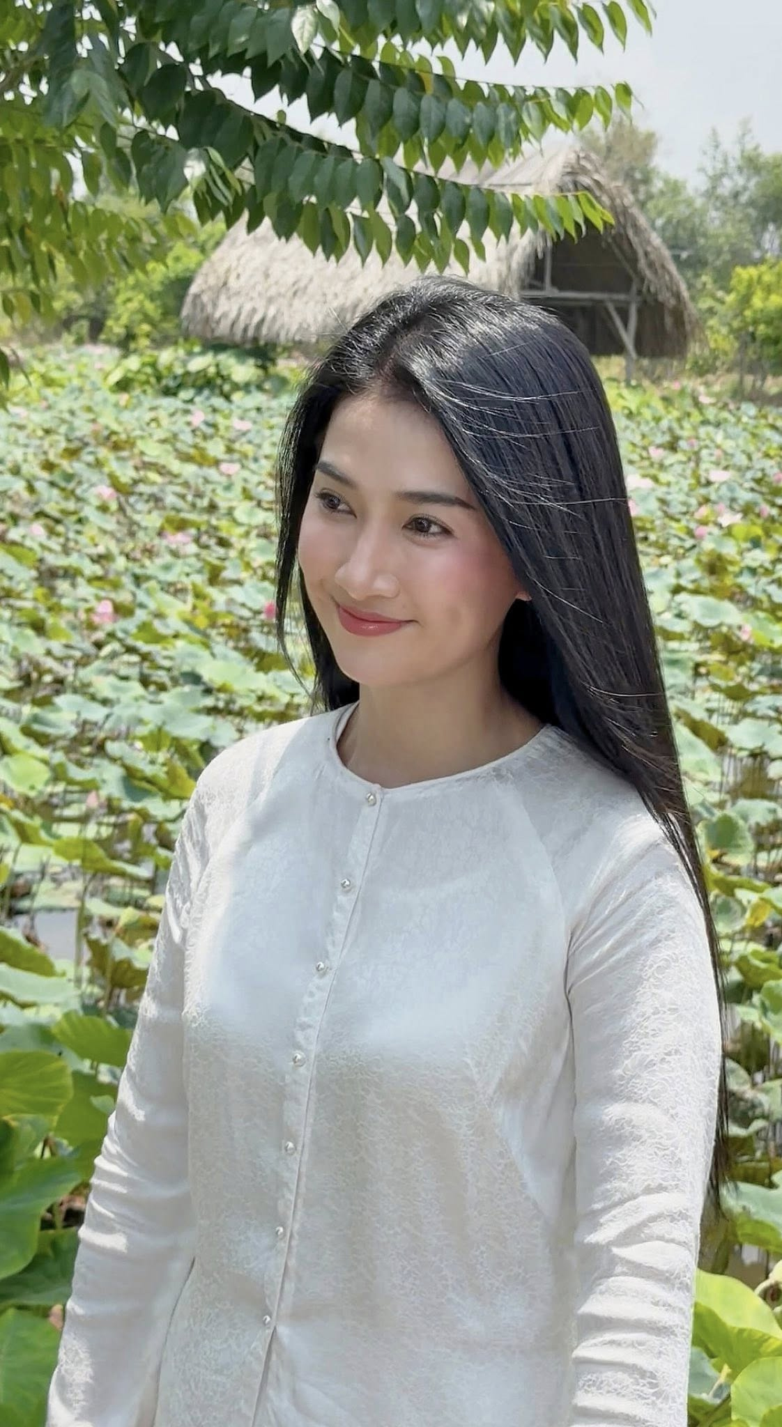 "Nữ ho&agrave;ng phim xưa" Quỳnh Lam 42 tuổi vẫn trẻ đẹp như g&aacute;i đ&ocirc;i mươi: B&iacute; quyết chống gi&agrave; kh&ocirc;ng tốn 1 xu, kh&ocirc;ng phải ăn uống hay tập luyện- Ảnh 3.