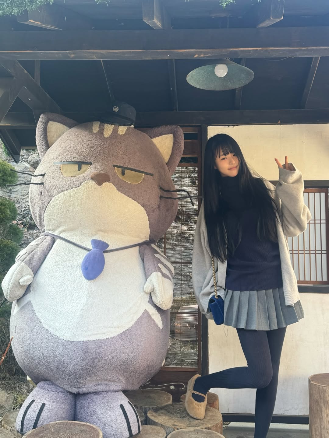 "Trùm cuối" Địa Ngục Độc Thân: Mỹ nữ mặt xinh như búp bê, body bốc lửa, sành điệu thôi nhé- Ảnh 6. "Trùm cuối" Địa Ngục Độc Thân: Mỹ nữ mặt xinh như búp bê, body bốc lửa, sành điệu thôi nhé- Ảnh 6.