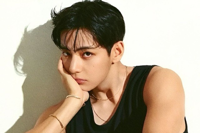 Mỹ nam đẹp nhất thế giới nay được v&iacute; như 