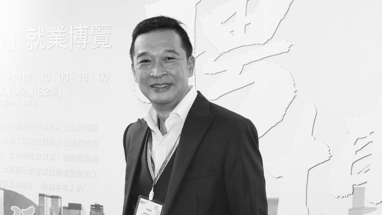 Quá thương tâm: Nam diễn viên truyền hình qua đời sau 12 ngày bị đột quỵ- Ảnh 1. Quá thương tâm: Nam diễn viên truyền hình qua đời sau 12 ngày bị đột quỵ- Ảnh 1.