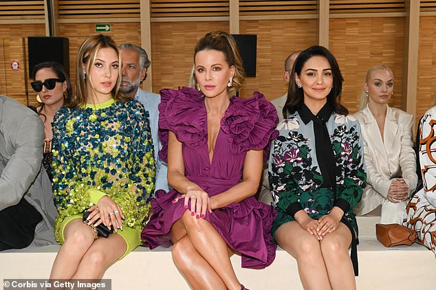 Vừa trở th&agrave;nh VĐV trượt tuyết vĩ đại nhất lịch sử Olympic, Eileen Gu lại 