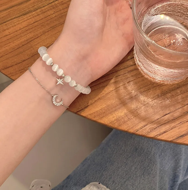 V&iacute;a Thần T&agrave;i 2026 kh&ocirc;ng mua được v&agrave;ng th&igrave; sắm ngay 8 mẫu v&ograve;ng phong thủy n&agrave;y để gi&uacute;p giữ lộc cả năm- Ảnh 3.