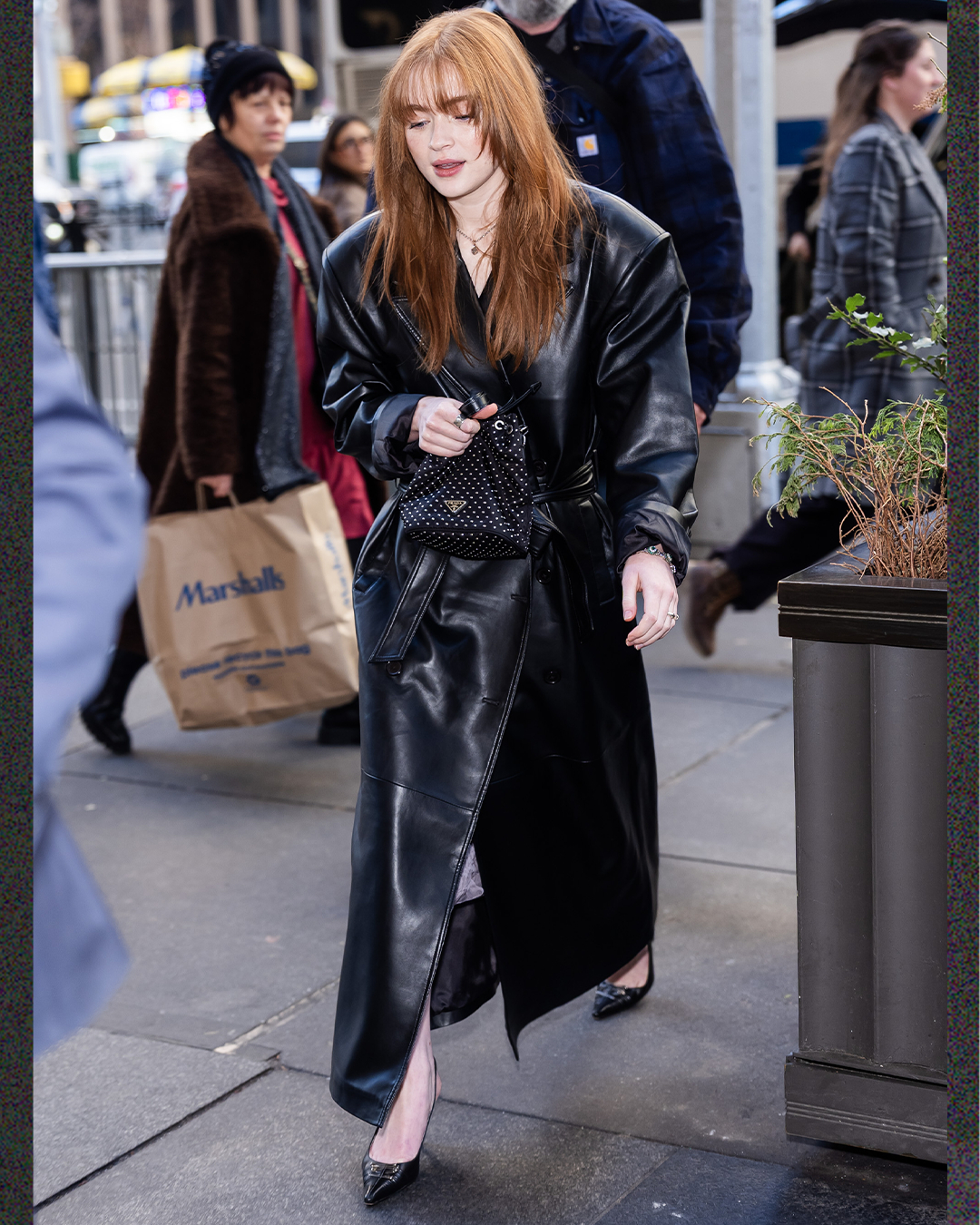 Mỹ nữ khiến MXH rung động suốt hơn 1 tuần qua: Ảnh chụp vội m&agrave; xinh đẹp tuyệt trần, style chuẩn qu&yacute; c&ocirc; thanh lịch- Ảnh 7.