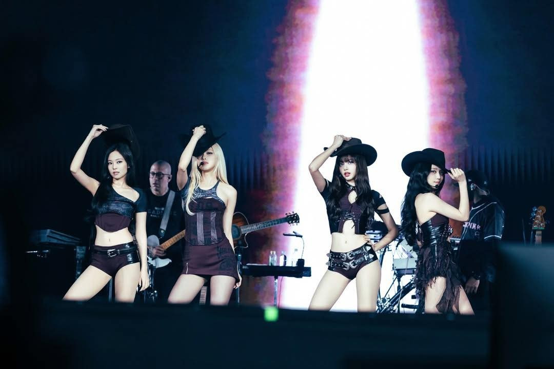 BLACKPINK g&acirc;y phẫn nộ- Ảnh 5.