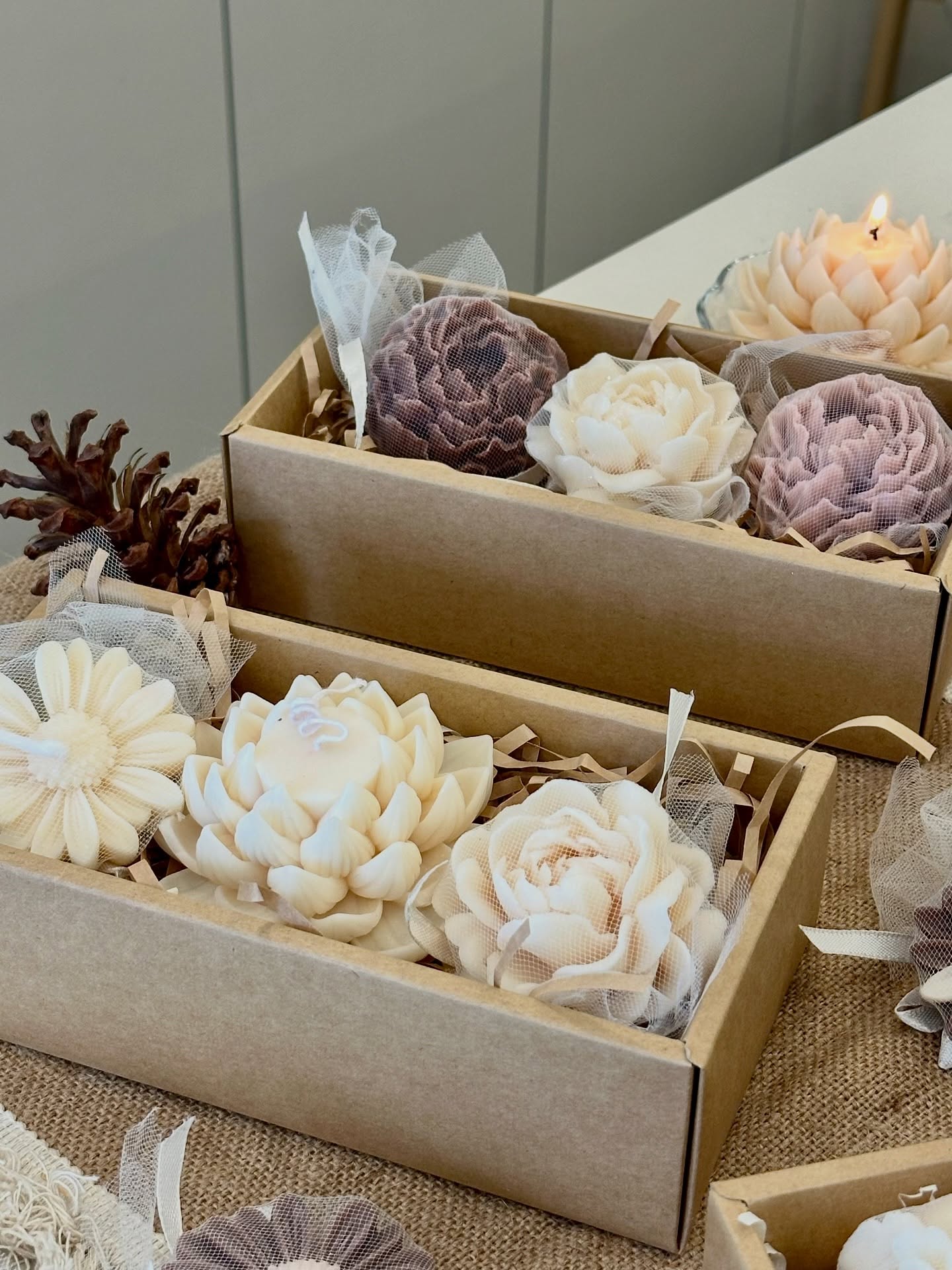 2 vật phẩm d&acirc;ng b&agrave;n thờ Rằm th&aacute;ng Gi&ecirc;ng đang "g&acirc;y sốt": Vừa sang trọng, thanh tịnh lại h&uacute;t t&agrave;i lộc vượng kh&iacute;- Ảnh 10.