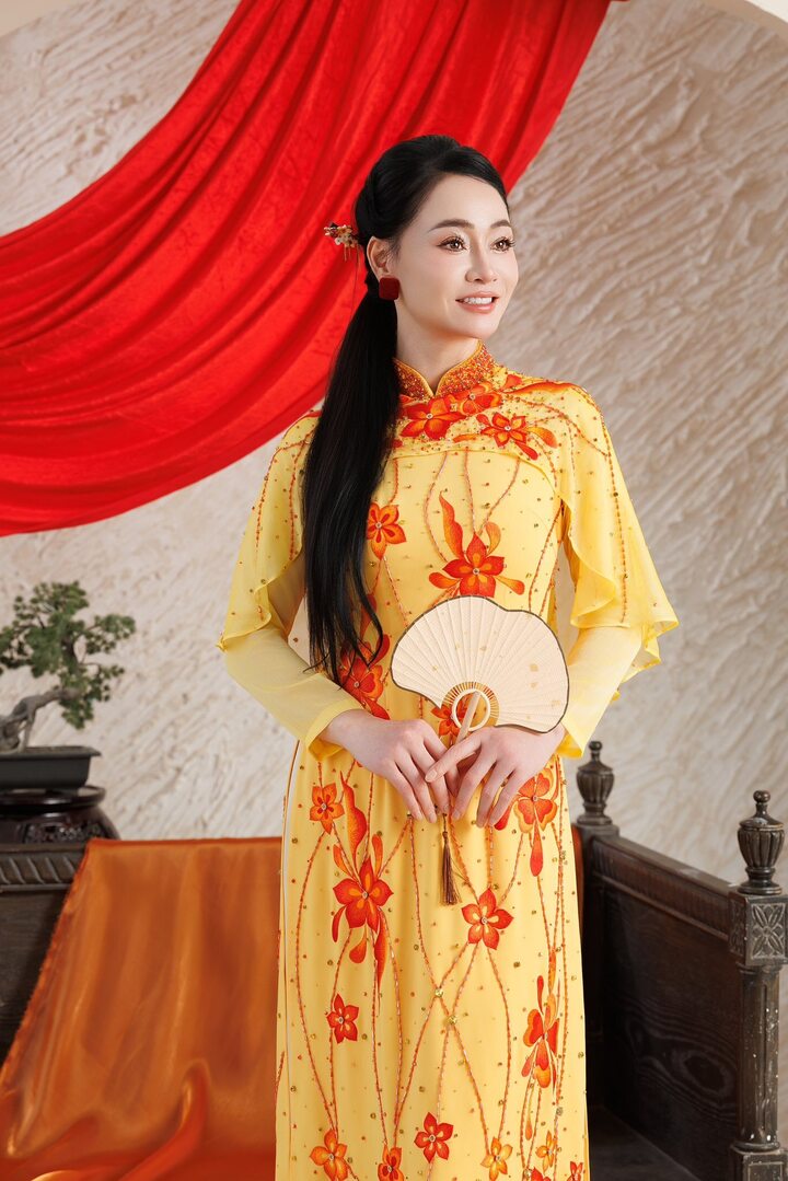 "Người t&igrave;nh m&agrave;n ảnh" của Hồng Đăng: Mỹ nh&acirc;n một thời, U50 trẻ đẹp ngỡ ng&agrave;ng- Ảnh 2.