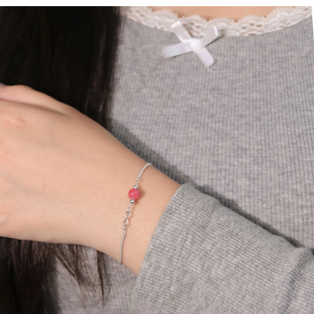 V&iacute;a Thần T&agrave;i 2026 kh&ocirc;ng mua được v&agrave;ng th&igrave; sắm ngay 8 mẫu v&ograve;ng phong thủy n&agrave;y để gi&uacute;p giữ lộc cả năm- Ảnh 9.