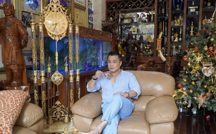 Nam nghệ sĩ Việt được trả c&aacute;t-x&ecirc; kỷ lục 60 c&acirc;y v&agrave;ng, cả nh&agrave; kh&ocirc;ng đại gia cũng l&agrave; CEO gi&agrave;u nức tiếng- Ảnh 6.