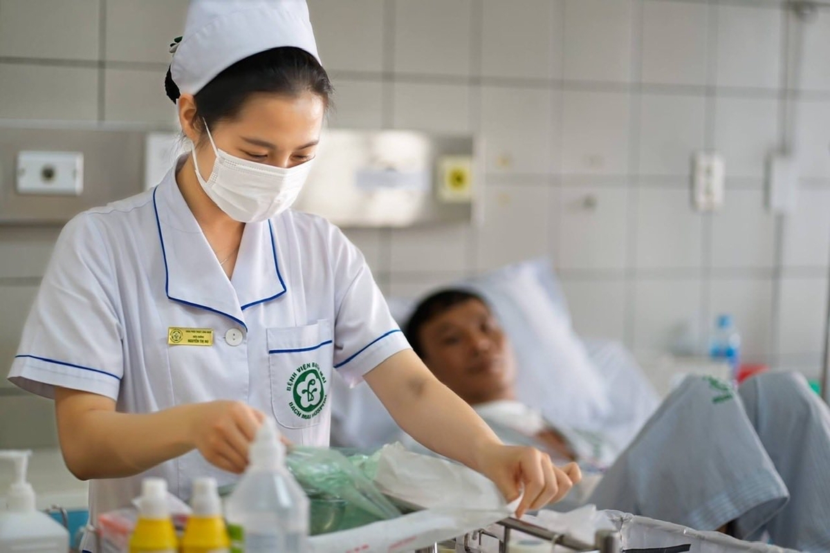 BV Bạch Mai cử tối thiểu 1/3 số nh&acirc;n lực giỏi đến vận h&agrave;nh cơ sở 2