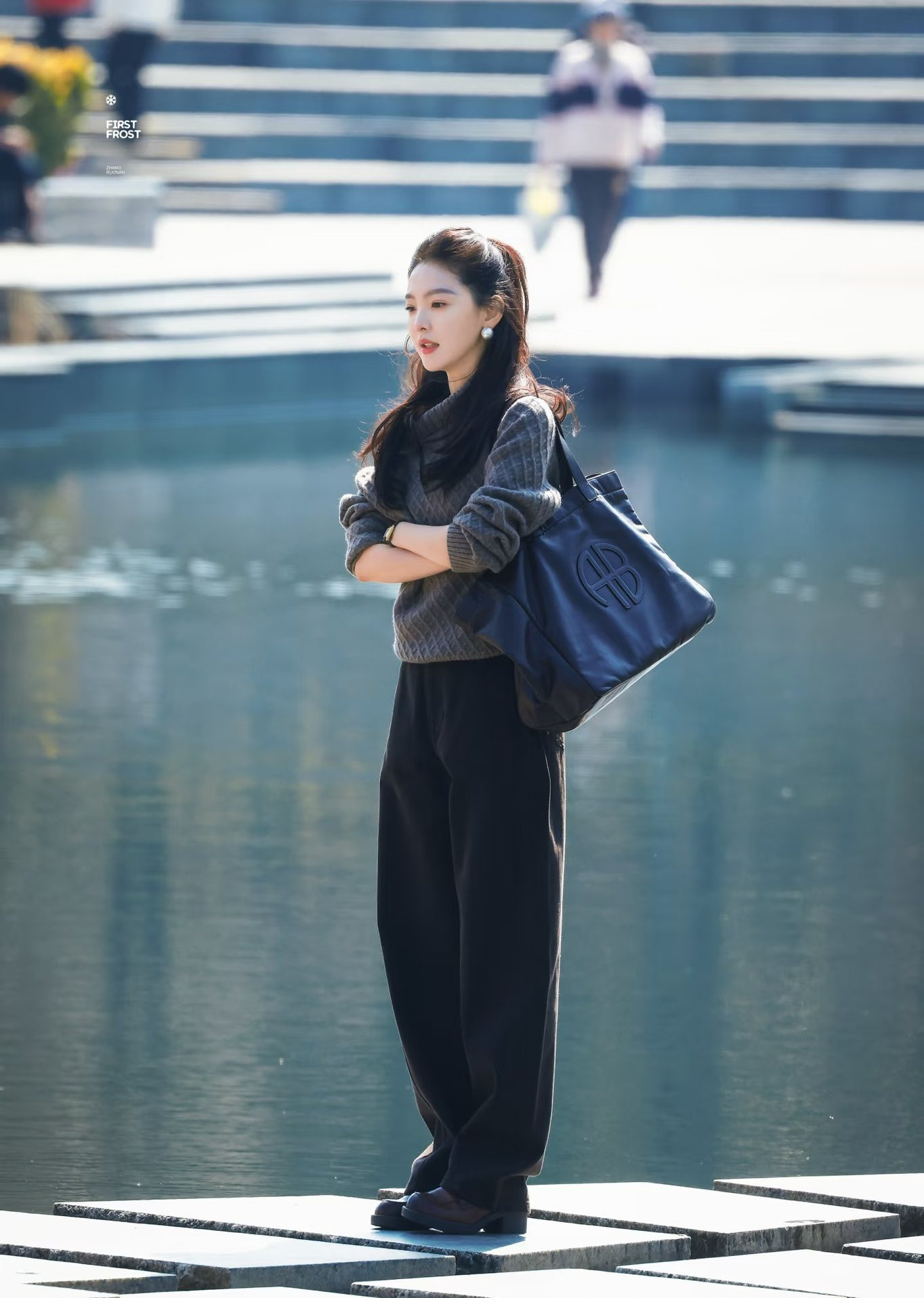 Mỹ nh&acirc;n khiến cả ch&acirc;u &Aacute; rung động: Mắt long lanh như nước xu&acirc;n, mặt kiều diễm tho&aacute;t tục, style ng&agrave;y c&agrave;ng l&ecirc;n hương- Ảnh 11.