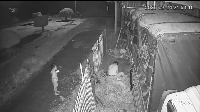 Con trai g&agrave;o kh&oacute;c van xin bố đừng &ldquo;xử l&yacute;&rdquo; mẹ trong v&ocirc; vọng, người đ&agrave;n &ocirc;ng vẫn xuống tay s&aacute;t hại: H&eacute; lộ nguồn cơn dẫn tới &aacute;n mạng đau l&ograve;ng- Ảnh 2.