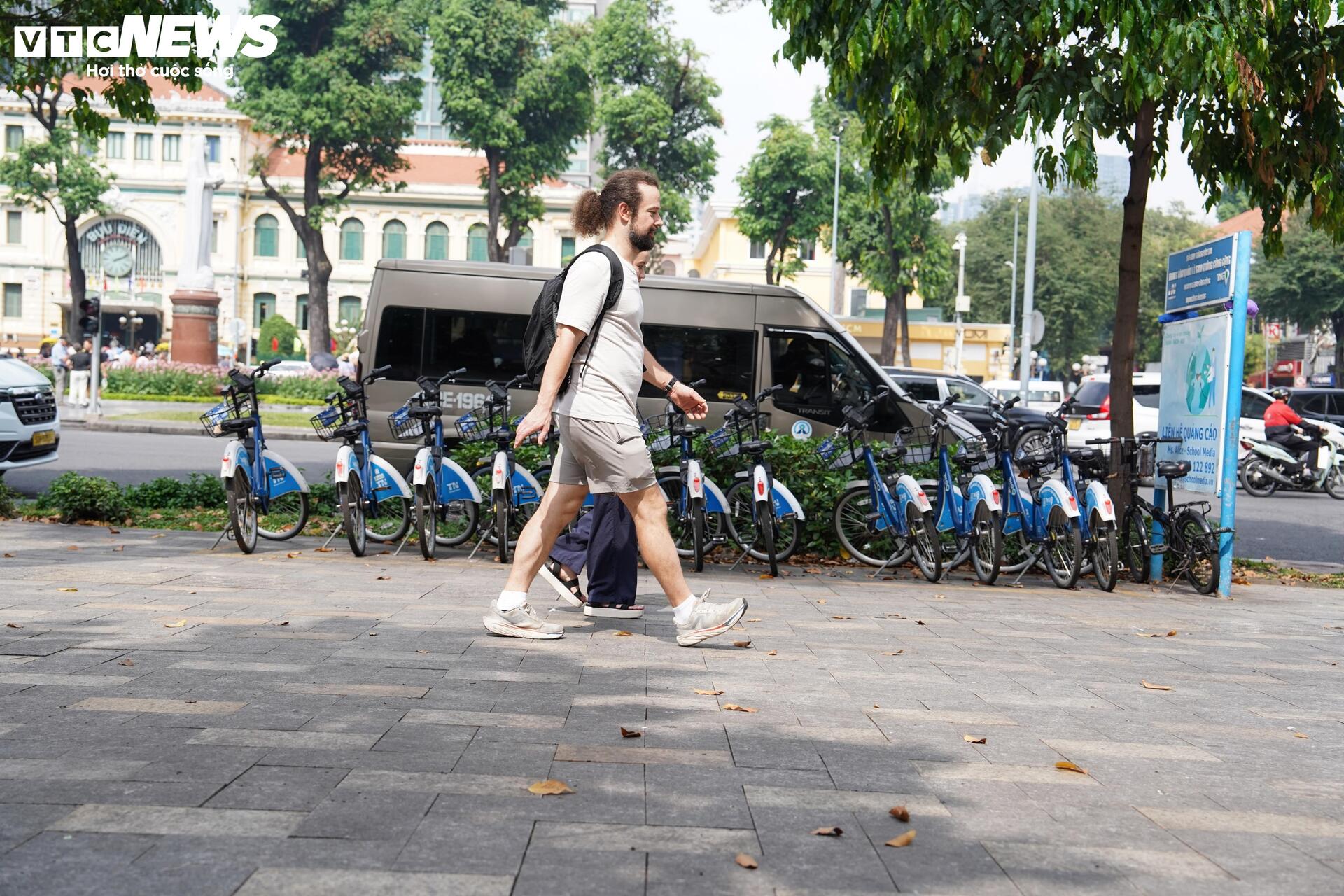 Xe đạp c&ocirc;ng cộng TP.HCM ế ẩm, du kh&aacute;ch ngại d&ugrave;ng v&igrave; l&yacute; do kh&oacute; tin- Ảnh 4.