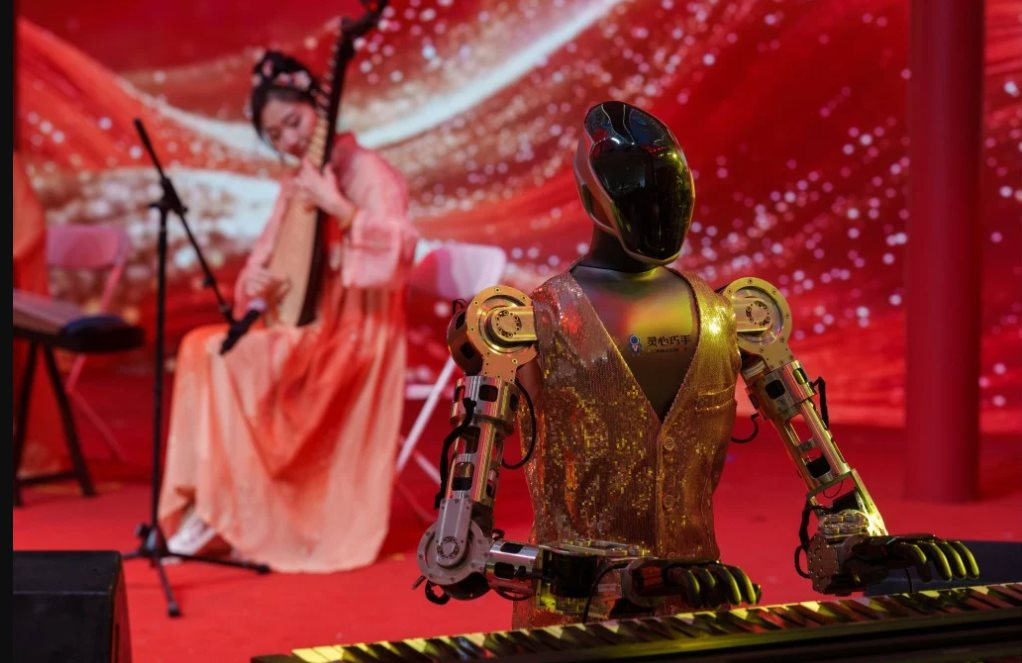 Buồn của Nhật Bản:&nbsp;Cường quốc c&ocirc;ng nghệ bị Trung Quốc vượt mặt về tr&igrave;nh độ, tụt xuống hạng 4 to&agrave;n cầu- Ảnh 1.