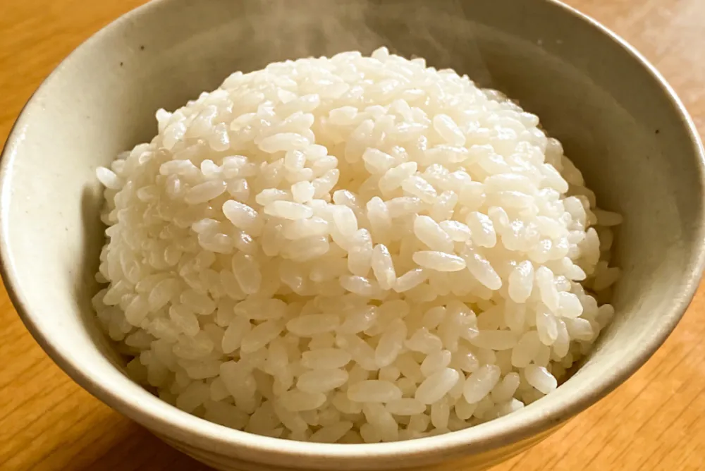 Nấu cơm chỉ th&ecirc;m một bước nhỏ, đường huyết v&agrave; mỡ m&aacute;u c&oacute; thể được kiểm so&aacute;t tốt hơn- Ảnh 1.