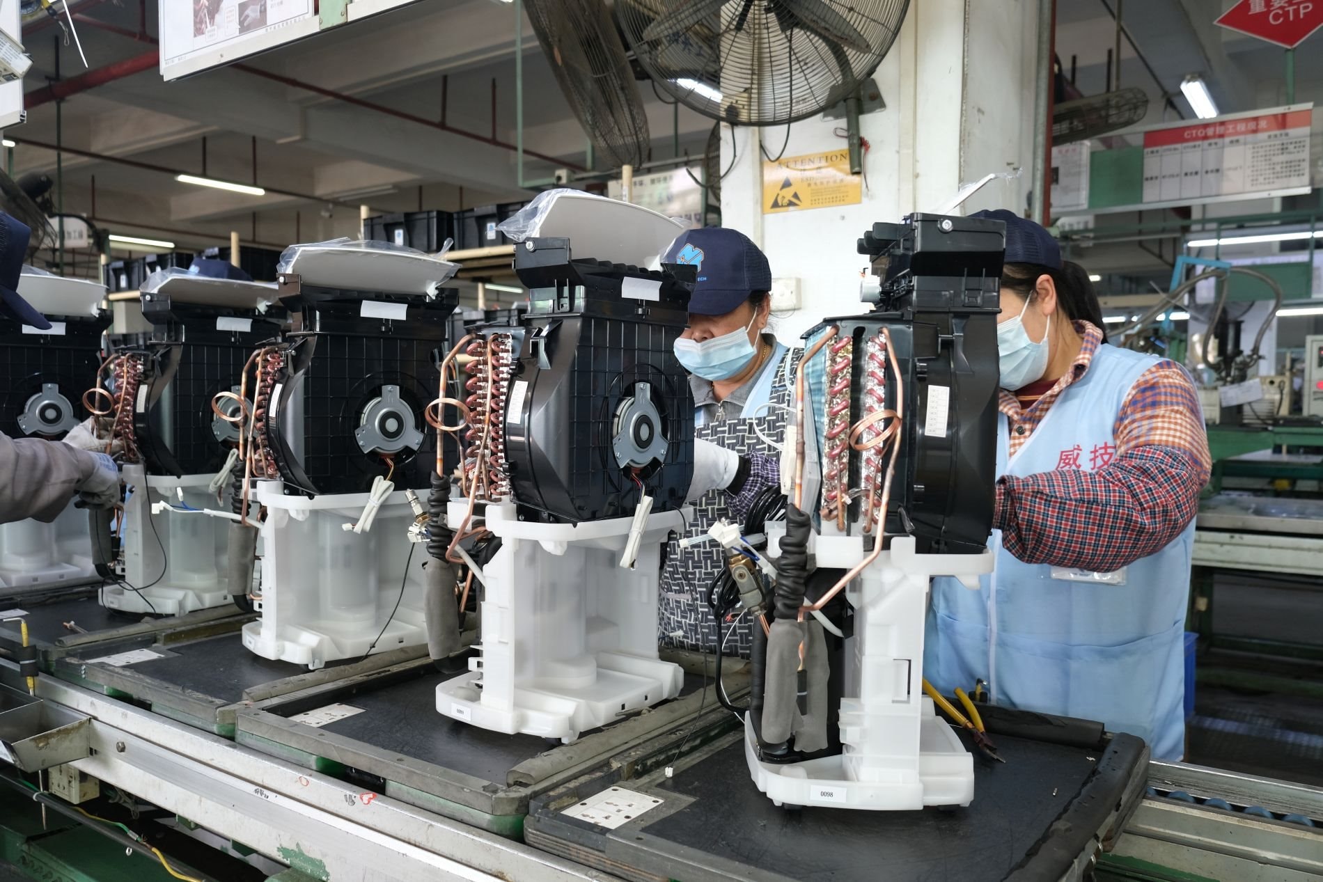 B&ecirc;n trong nh&agrave; m&aacute;y sản xuất 1 triệu chiếc m&aacute;y h&uacute;t ẩm/năm- Ảnh 14.