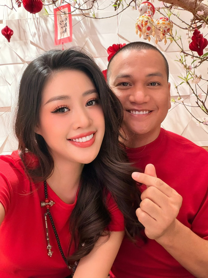 Chồng hơn 17 tuổi l&agrave;m g&igrave; m&agrave; khiến Hoa hậu Kh&aacute;nh V&acirc;n bật kh&oacute;c?- Ảnh 10.