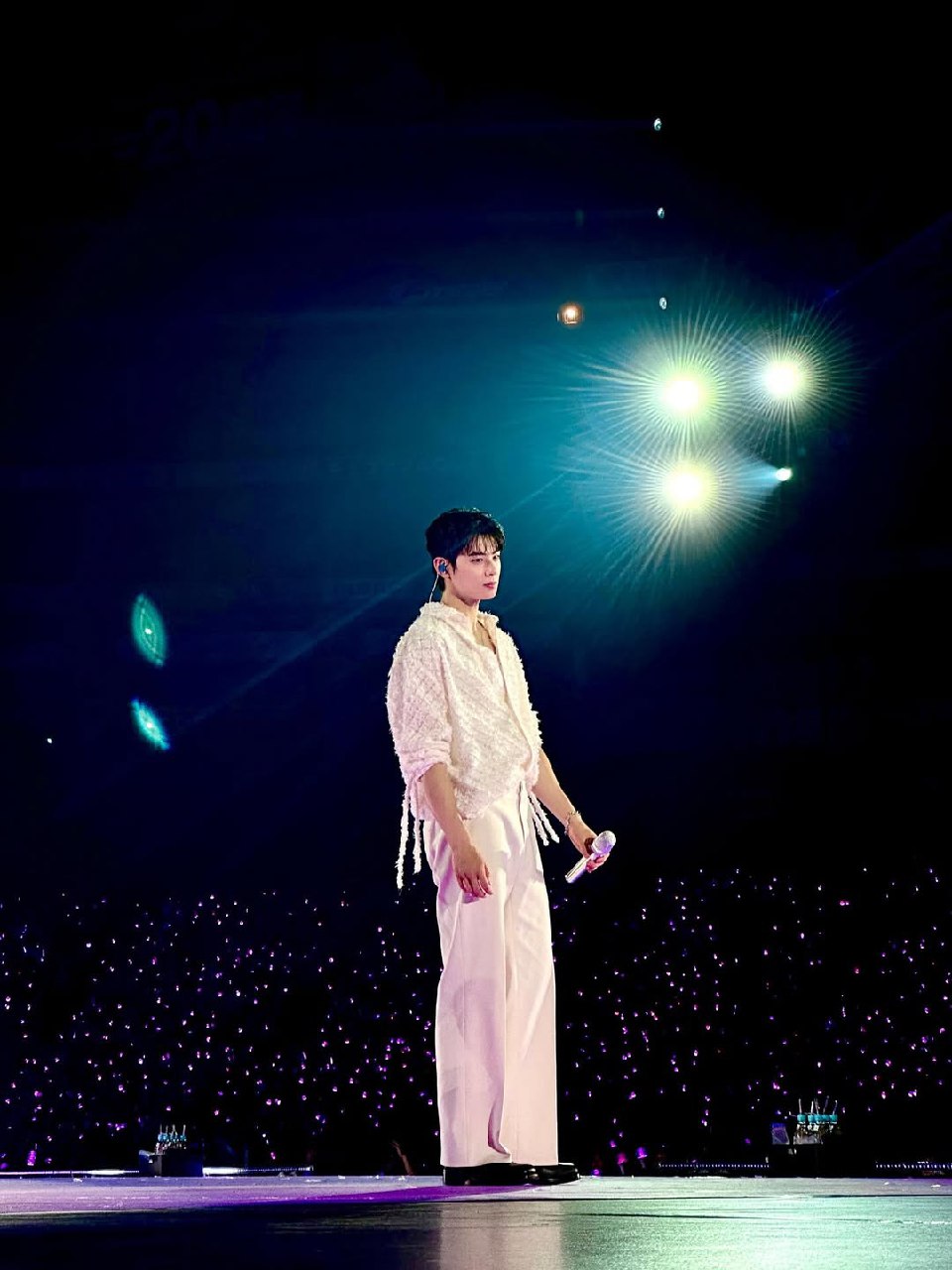 Nam ca sĩ bị Bộ Quốc ph&ograve;ng xo&aacute; sổ: 47,4 triệu fan ra nhạc vẫn flop, nguy cơ hết thời v&igrave; đại &aacute;n kinh tế- Ảnh 6.