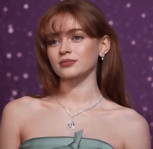 Cô gái dậy thì thành công nhất Hollywood: Trời sinh tóc đỏ mắt xanh, visual quá đỉnh cả thế giới không ai làm lại- Ảnh 2. Cô gái dậy thì thành công nhất Hollywood: Trời sinh tóc đỏ mắt xanh, visual quá đỉnh cả thế giới không ai làm lại- Ảnh 2.