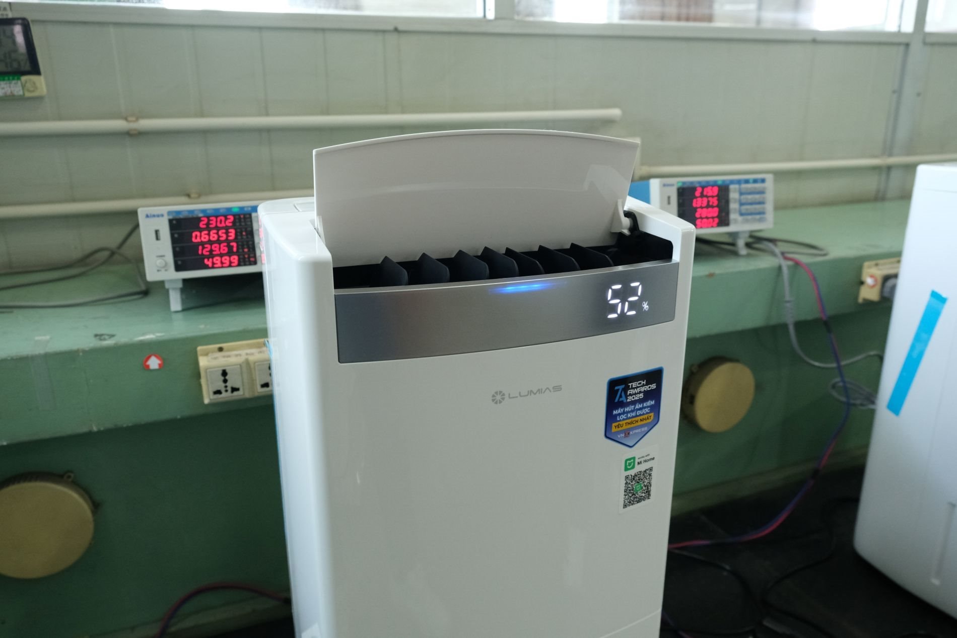 B&ecirc;n trong nh&agrave; m&aacute;y sản xuất 1 triệu chiếc m&aacute;y h&uacute;t ẩm/năm- Ảnh 13.