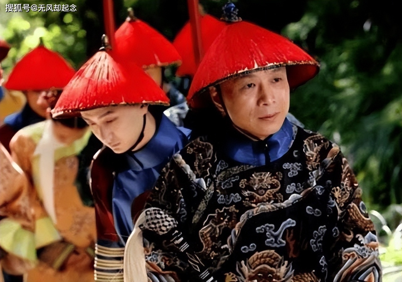 Bỏ qua chuẩn mực, phi tần lại ưa chuộng thái giám hầu hạ khi tắm: Hóa ra phía sau là yếu tố ít ai ngờ này- Ảnh 3. Vì sao phi tần thời cổ đại lại để thái giám hầu hạ khi tắm? Hóa ra phía sau là