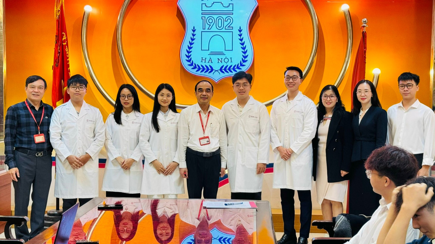 Qu&agrave; "đặc biệt" dịp 27/2 cho sinh vi&ecirc;n Trường Đại học Y H&agrave; Nội- Ảnh 1.