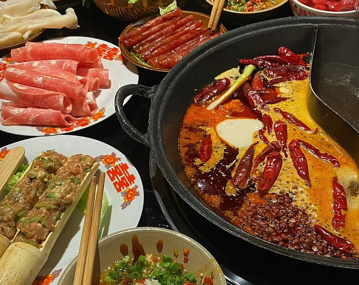 Sự thật gây sốc: Nguy cơ rối loạn cương dương tăng gấp 3 nếu nam giới ăn đồ cay quá con số này mỗi tuần!- Ảnh 1. Sự thật gây sốc: Nguy cơ rối loạn cương dương tăng gấp 3 nếu nam giới ăn đồ cay quá con số này mỗi tuần!- Ảnh 1.