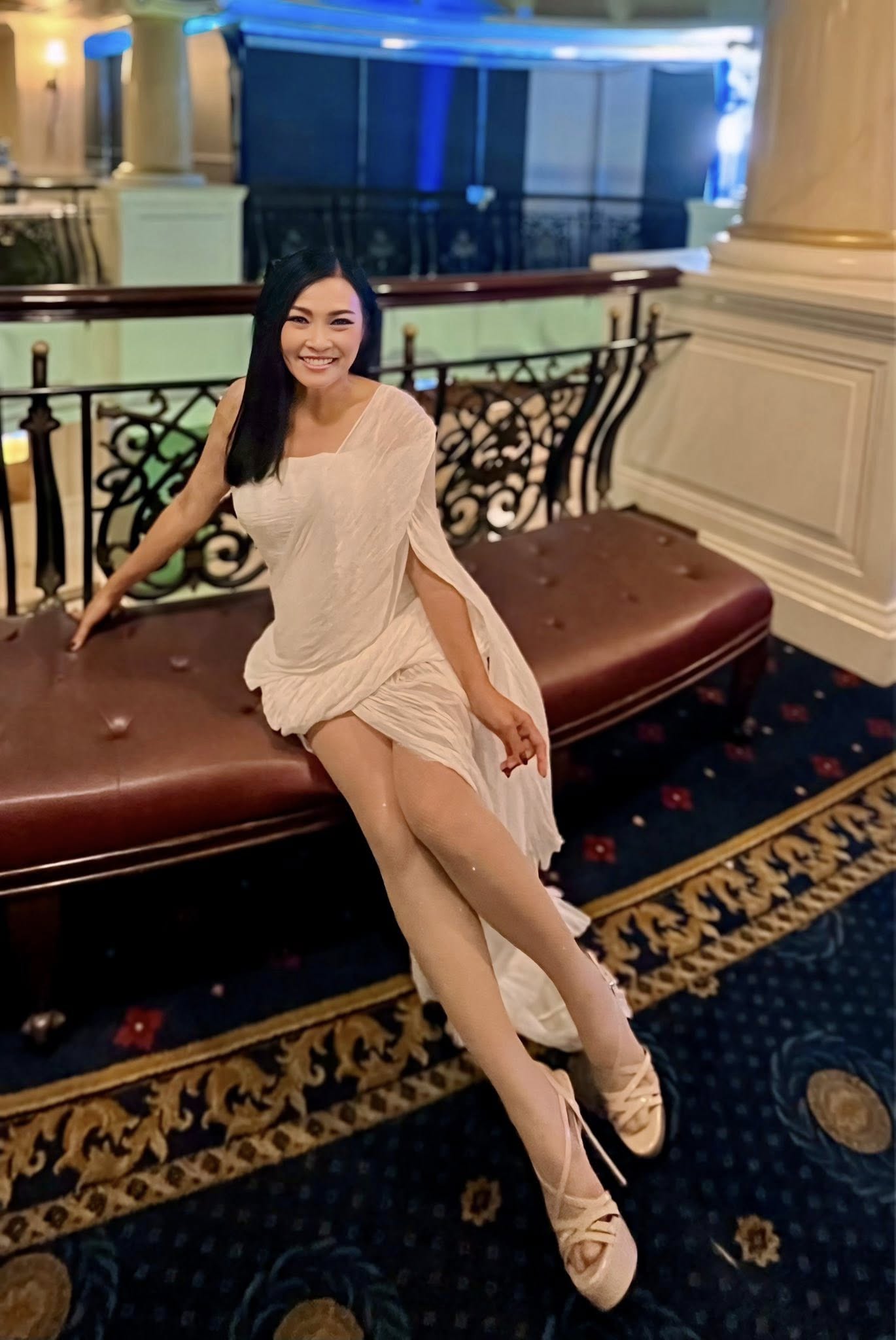 Nữ ca sĩ đ&igrave;nh đ&aacute;m U55 c&ocirc;ng khai lấy trai miền n&uacute;i, kh&ocirc;ng biết tiếng Việt, lu&ocirc;n sợ chồng ghen v&igrave; điều n&agrave;y- Ảnh 2.