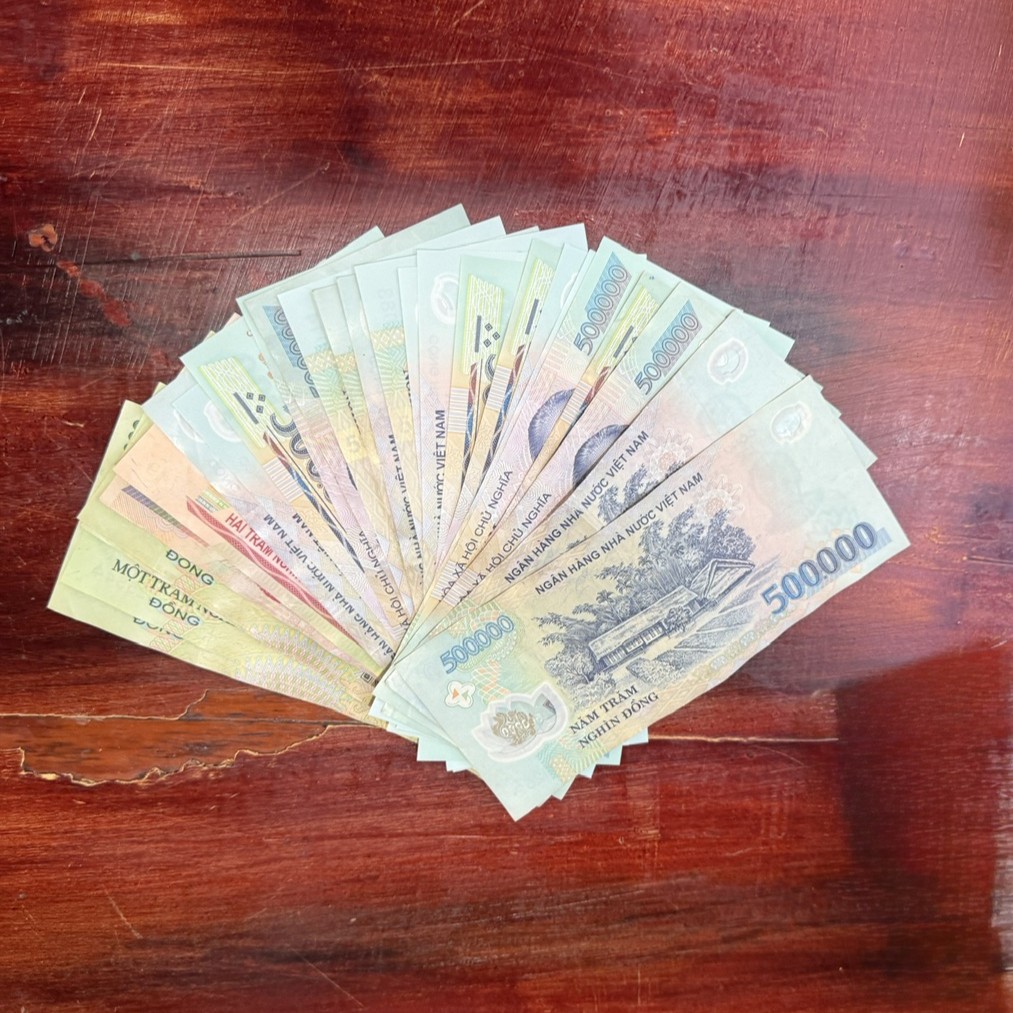 Vội xuống t&agrave;u, h&agrave;nh kh&aacute;ch để qu&ecirc;n hơn 10 triệu đồng dưới gối: L&agrave;m thế n&agrave;o lấy lại được?- Ảnh 2.