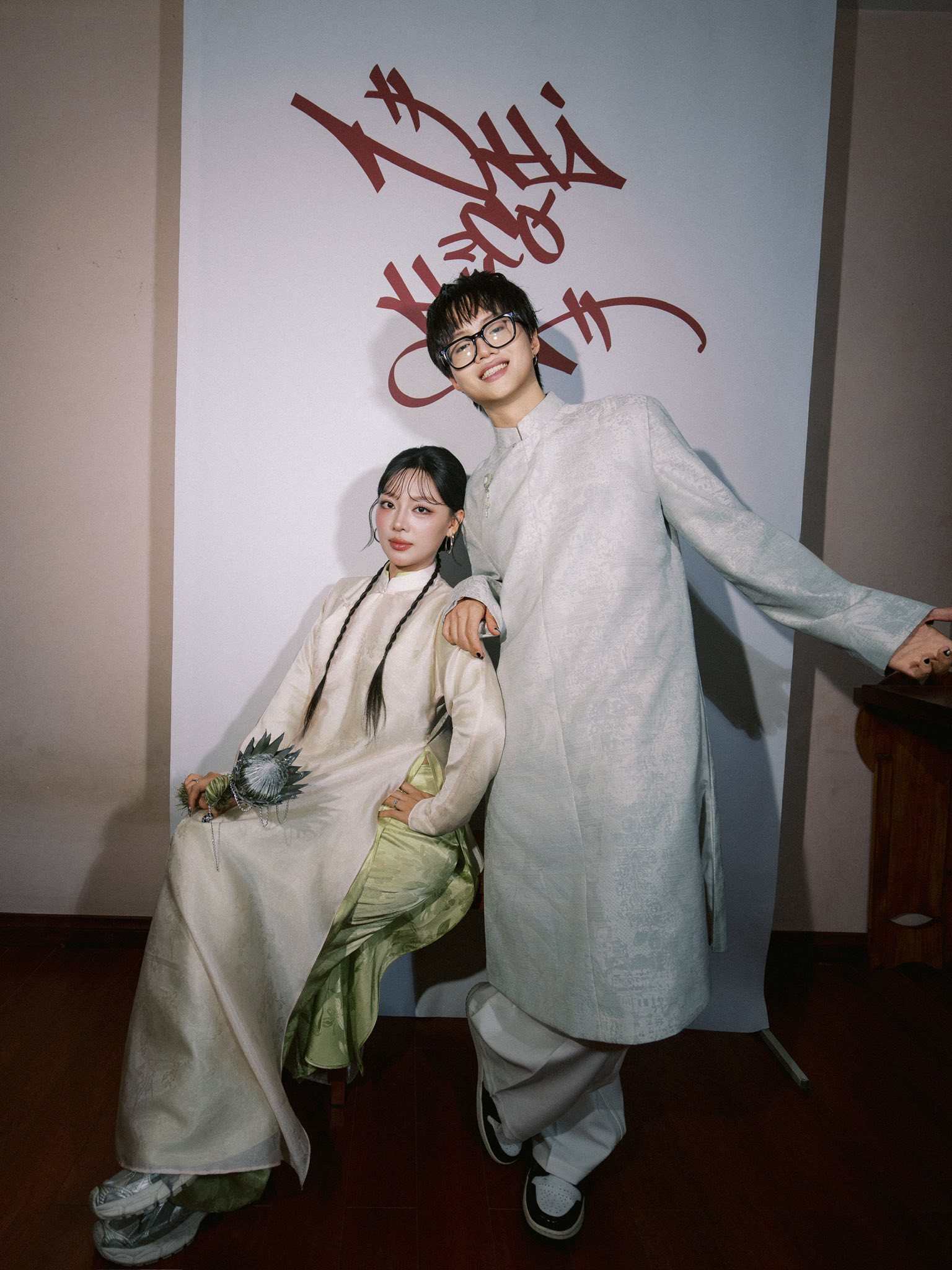 Sao nam Vbiz b&iacute; mật l&agrave;m đ&aacute;m hỏi, lần đầu h&eacute; lộ h&igrave;nh ảnh g&acirc;y sốt- Ảnh 8.