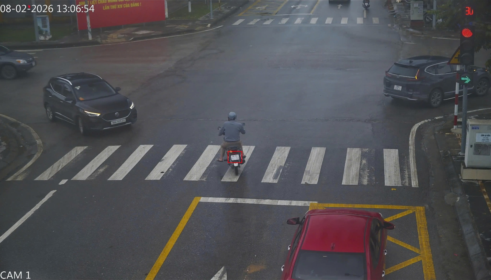 379 chủ xe m&aacute;y c&oacute; biển số sau nhanh ch&oacute;ng nộp phạt nguội theo Nghị định 168- Ảnh 1.