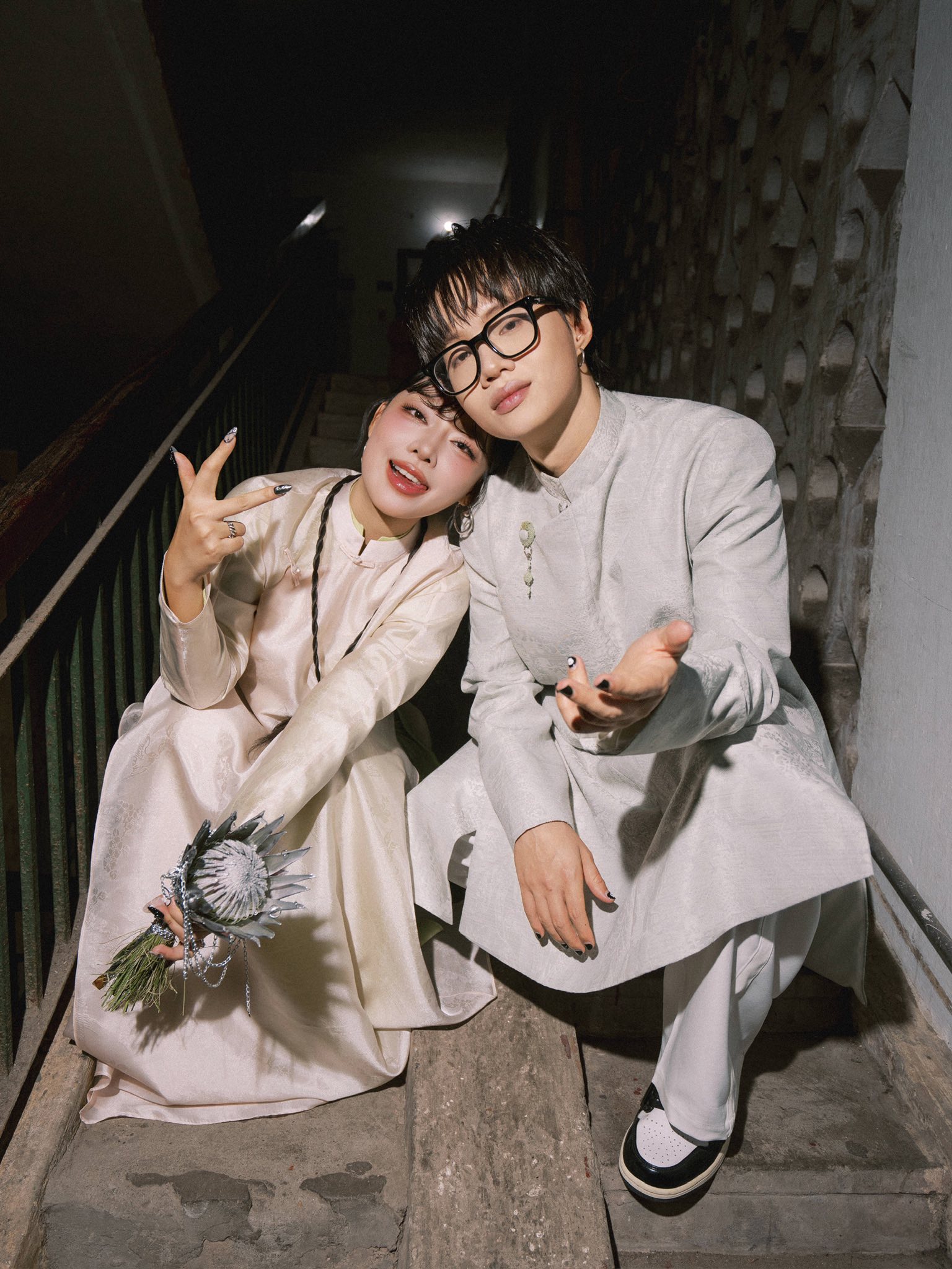 Sao nam Vbiz b&iacute; mật l&agrave;m đ&aacute;m hỏi, lần đầu h&eacute; lộ h&igrave;nh ảnh g&acirc;y sốt- Ảnh 7.