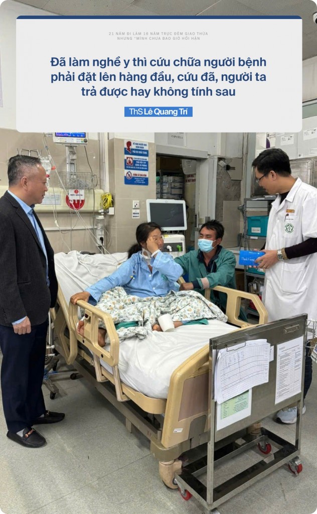 Điều dưỡng trưởng Trung t&acirc;m cấp cứu A9, Bệnh viện Bạch Mai: 21 năm đi l&agrave;m th&igrave; 16 năm trực đ&ecirc;m giao thừa nhưng 