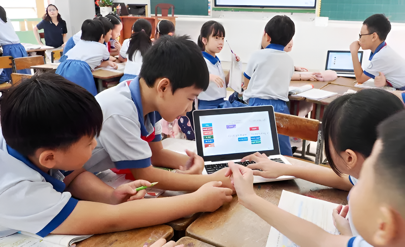 "Sau n&agrave;y AI l&agrave;m hết rồi, con học để l&agrave;m g&igrave;?"- Ảnh 1.